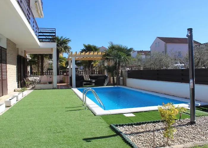 Gostinjska kuća Villa Brajković 3*